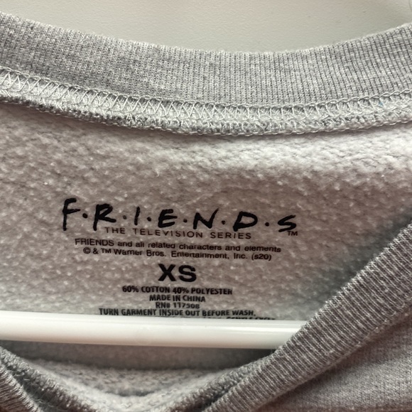 Friends sweatshirt. - Picture 2 of 4